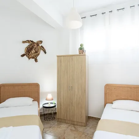 Eden Paliouri- Libertas